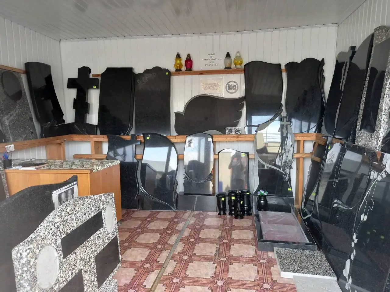 Памятники из гранита